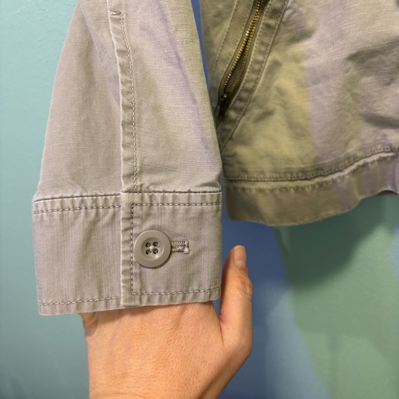 J. Crew Women’s Gray Utility Jacket Size Small Lightweight Zip Cinch Waist - Picture 3 of 8